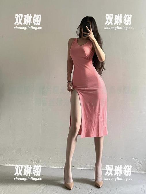 微密圈 - 照片曝光，粉色的猪陈佩奇的后妈蕾丝裙为何让人磨蹭？