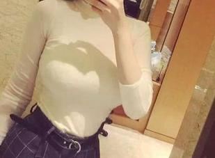 微密圈 – 紫色哒豚豚的睡衣美图，不愧是壁纸收藏之中的珍品