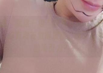 微密圈 – 就这一组“紫色哒豚豚”的双人图片，你有没有觉得凌乱，却又有种莫名的吸引力？