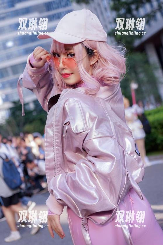你的泳装轮换到位了吗？菌烨tako的Nikke阿妮斯图包，乖乖免费拿！