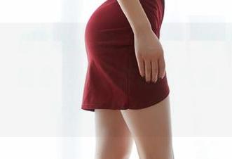 蜜桃社 – 原图扑克脸，Cris_卓娅祺的海边写真，倒是充满了放松的气息，不知道传达了什么呢？