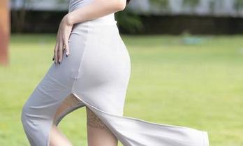 语画界 – 害怕上飞机结果看到Cherry绯月樱的空姐套图，结果我只在想：登机前可以再多看一会吗？