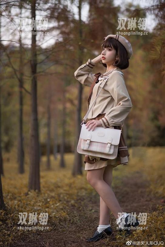 别犹豫，“迷失人形QUQ”的私拍礼服原图真心值得一看。
