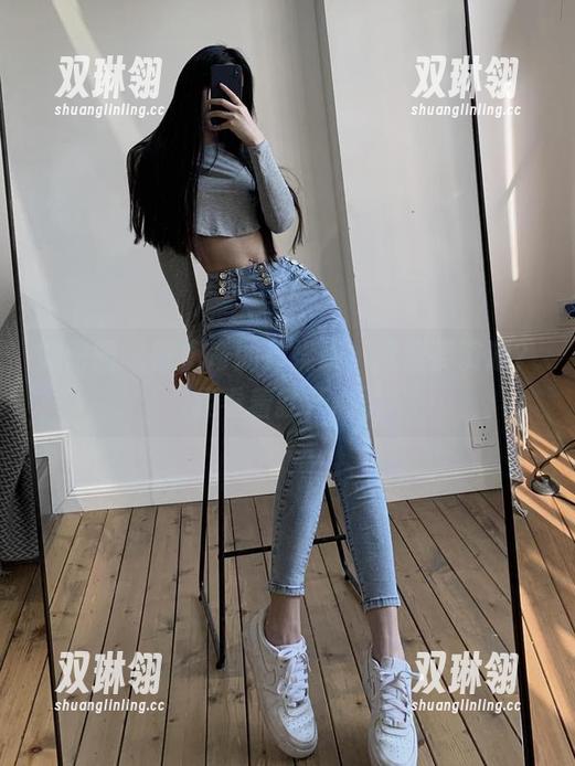 微密圈 - 陈佩奇的体操服，谁需要资源？我看着就开心了