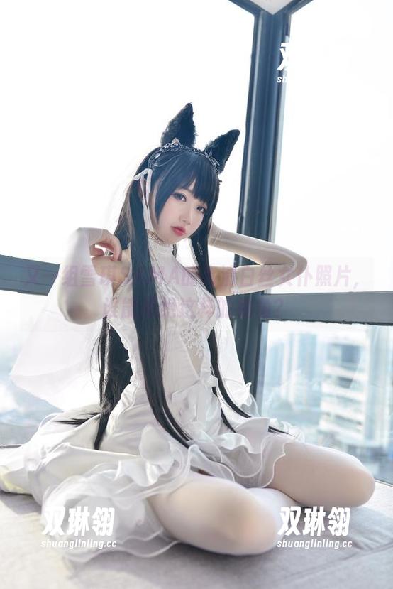 又一组雪琪SAMA的高清白丝女仆照片，谁能拒绝这样的视角？