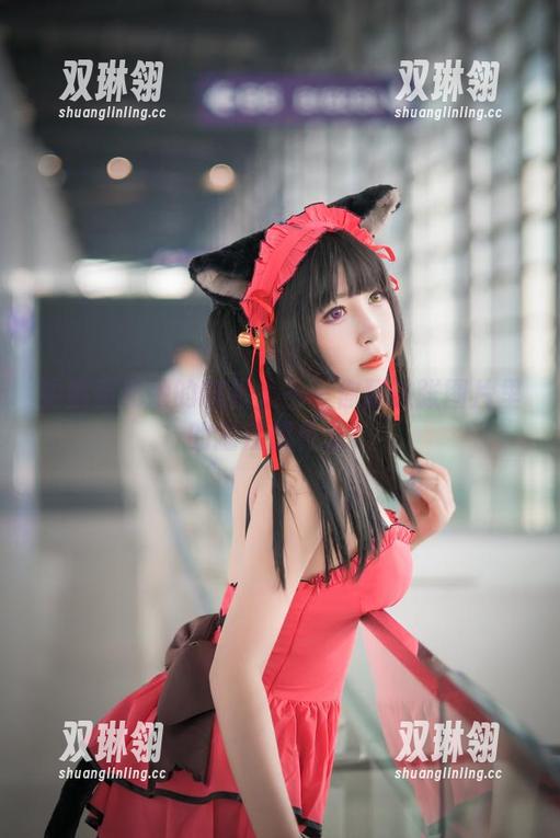 雯粥粥和她的喵星人——你猜这张图片里的猫在想什么？