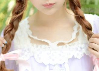 青豆客 – 追了王婉悠的写真，发现原来都市迷情也可以这么俏皮！