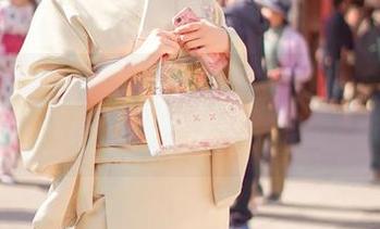 黑川星七海的最新原图，有点走神，注意力完全不在相机上了…